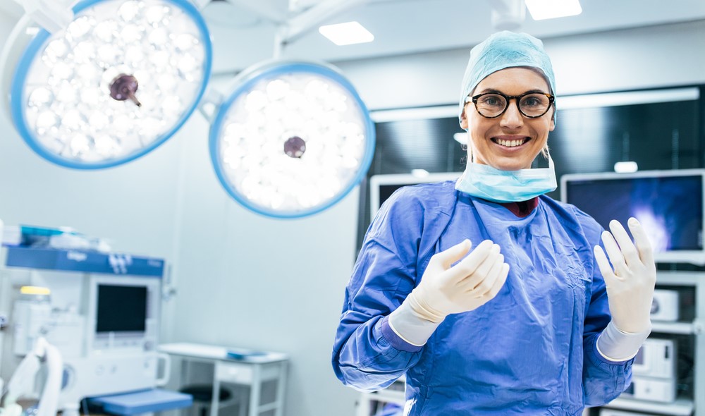The female experience in medical device development - do surgical tools need a redesign?